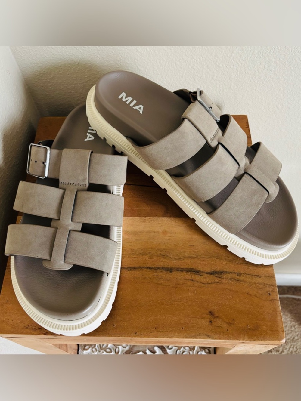 MIA Gini Taupe Slide Sandals *New Without Tags*